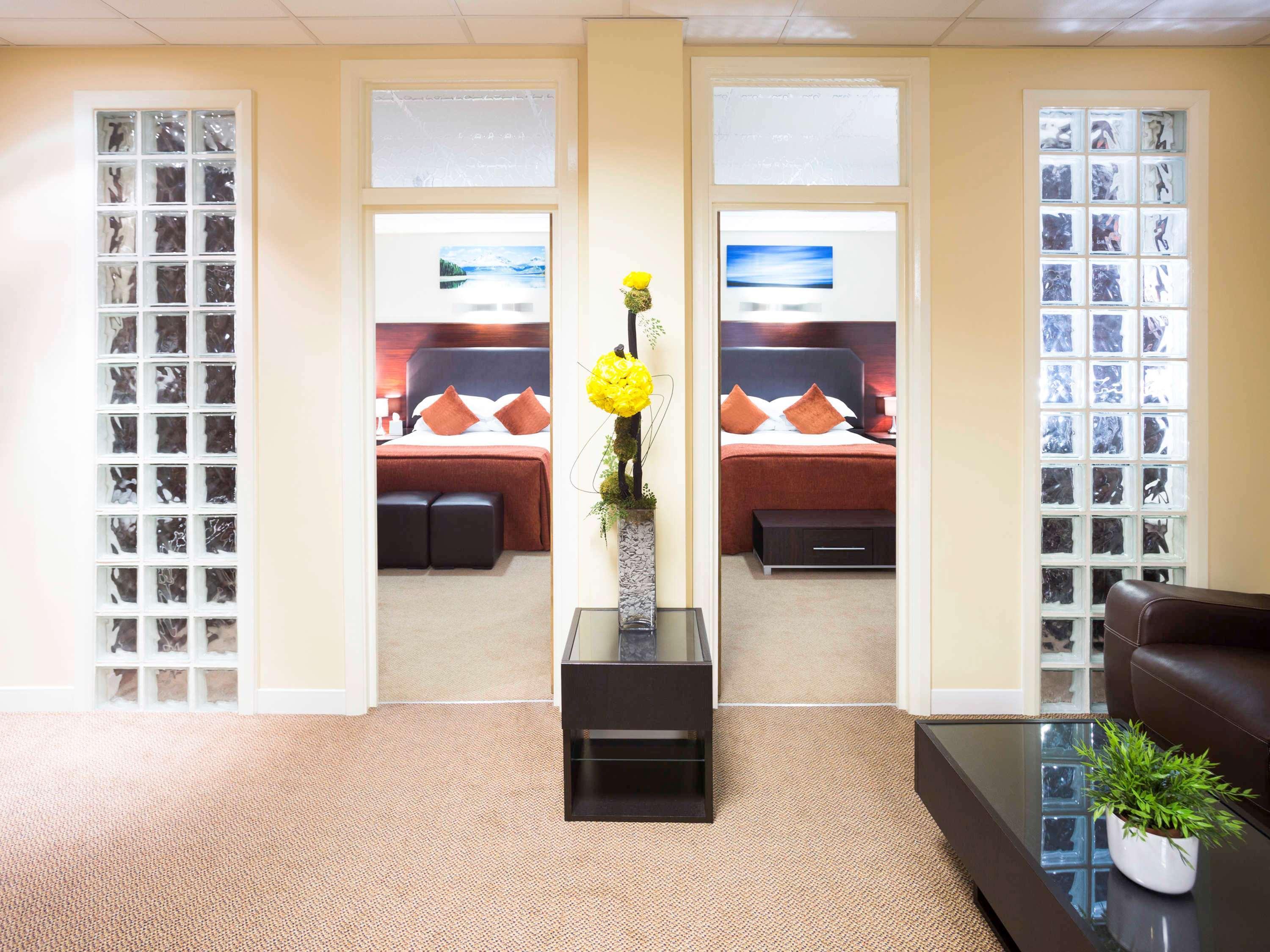Ibis Styles London Excel Hotel Exterior photo
